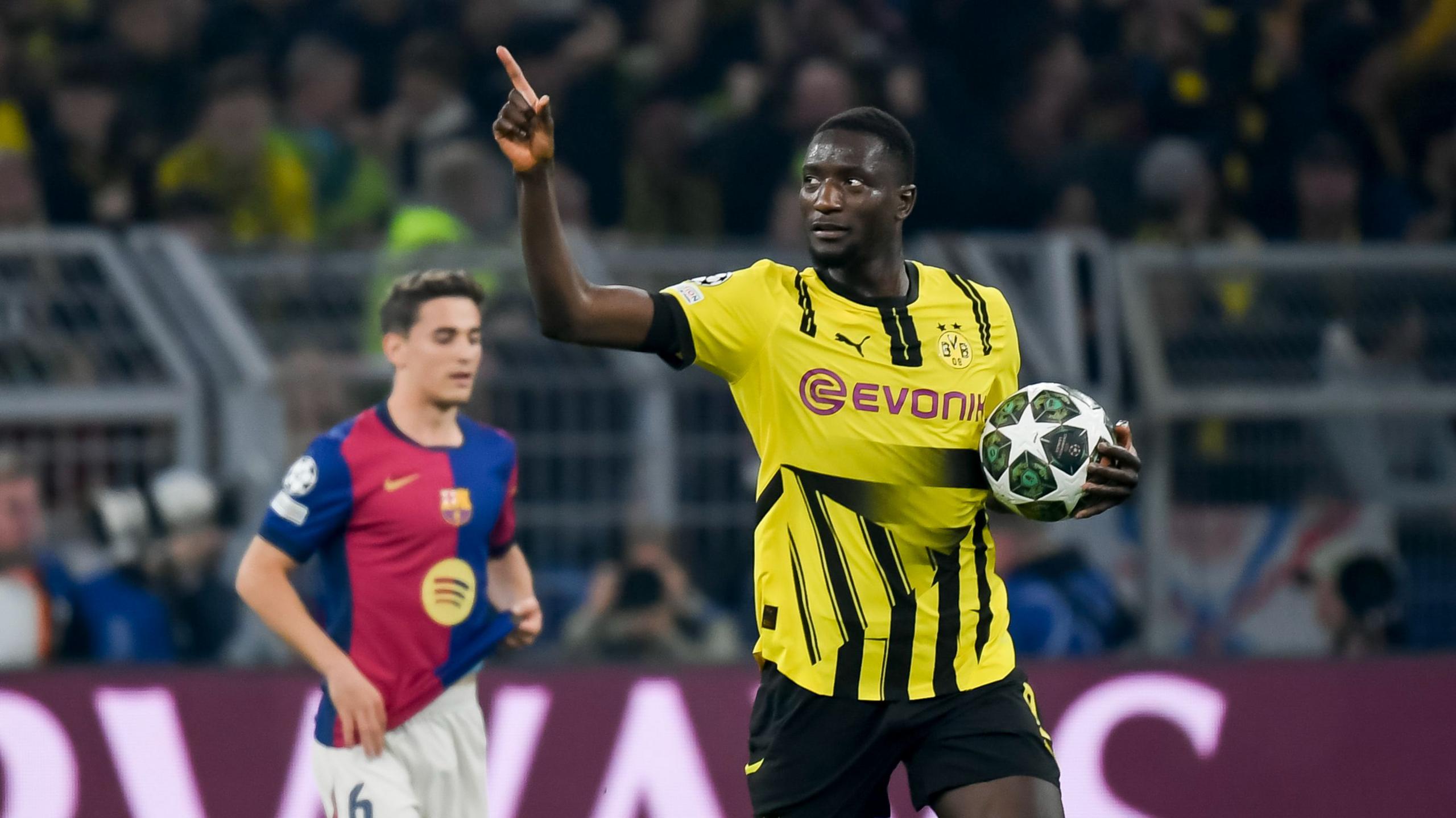 Barcelona Plot €65m Move For Dortmund Striker Barcelona Plot €65m Move For Dortmund Striker