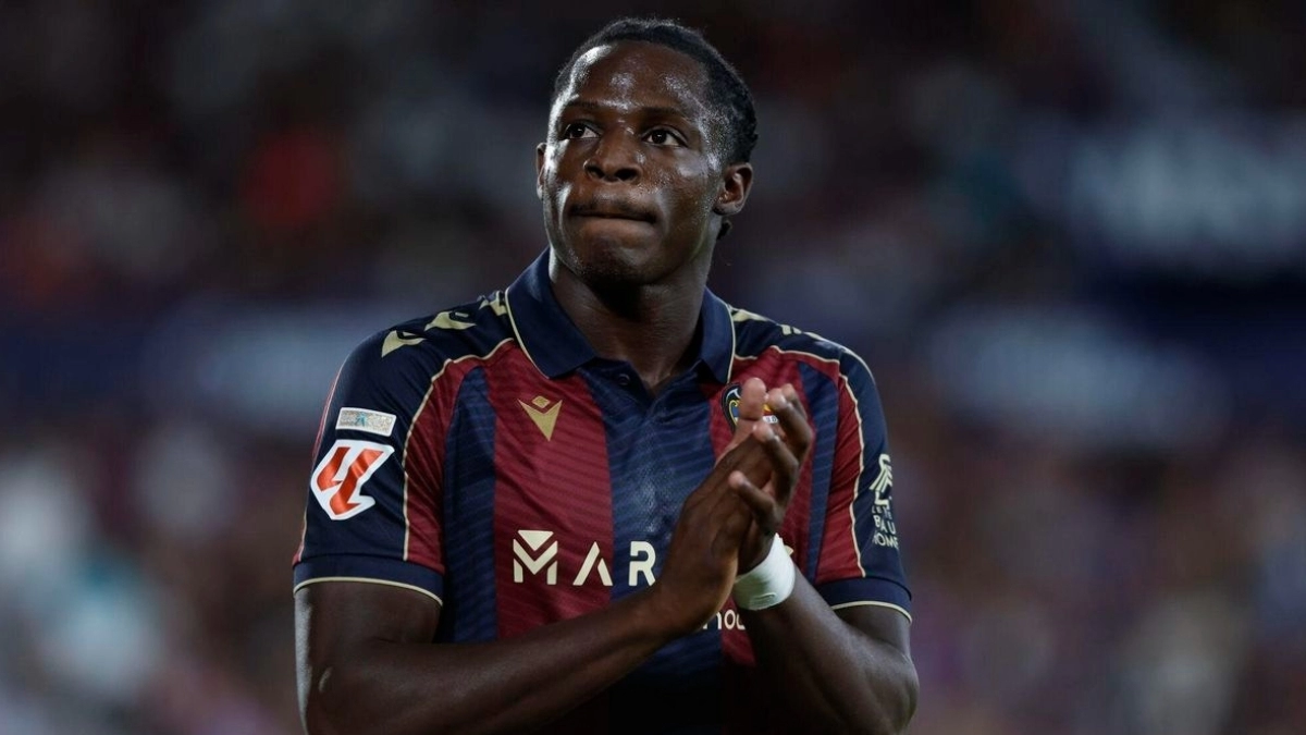 Manchester United Competing With Tottenham Hotspur To Sign Levante Striker Karl Etta Eyong Manchester United Competing With Tottenham Hotspur To Sign Levante Striker Karl Etta Eyong
