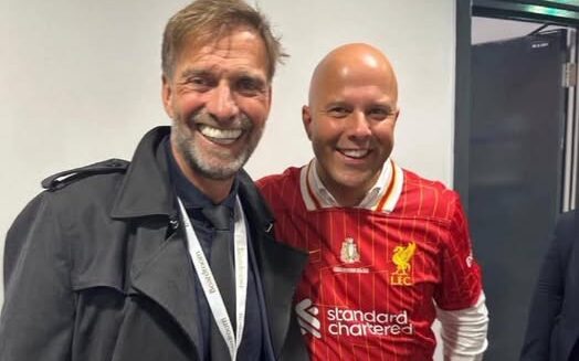 Former Liverpool Boss Sends Shocking Message To Slot After City Collapse Former Liverpool Boss Sends Shocking Message To Slot After City Collapse