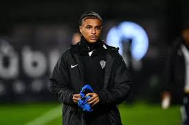 Arsenal Express Interest In Frankfurt Winger Jean-Matteo Bahoya Arsenal Express Interest In Frankfurt Winger Jean-Matteo Bahoya