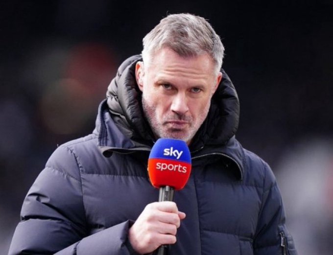 Carragher Apologizes To Arsenal Star After Tottenham Win Carragher Apologizes To Arsenal Star After Tottenham Win