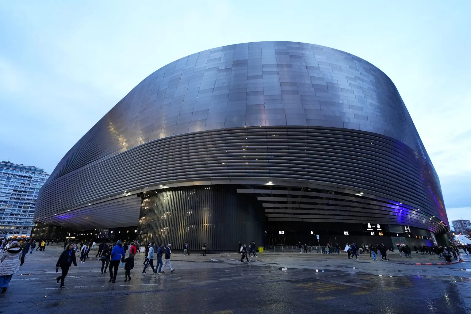Real Madrid President Announces New Cutting-Edge ‘Infinite Bernabeu’ Project For Fans Globally Real Madrid President Announces New Cutting-Edge ‘Infinite Bernabeu’ Project For Fans Globally