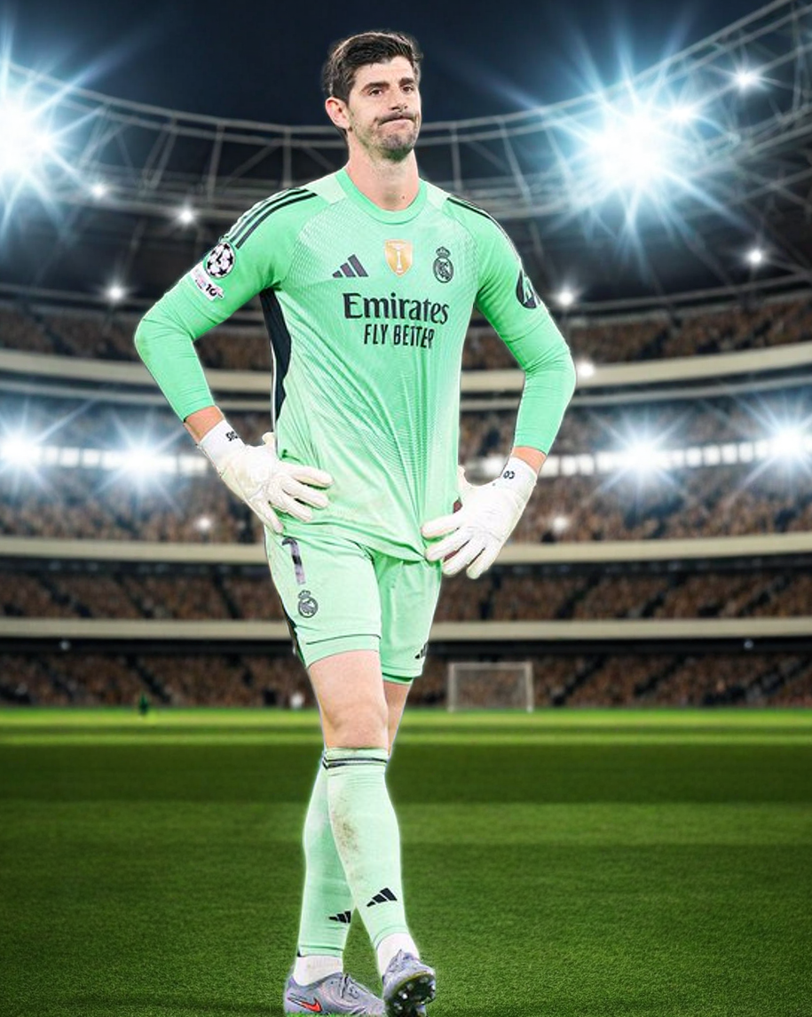 Courtois Desperate To Beat Liverpool As Furious Text Message Leaked Courtois Desperate To Beat Liverpool As Furious Text Message Leaked