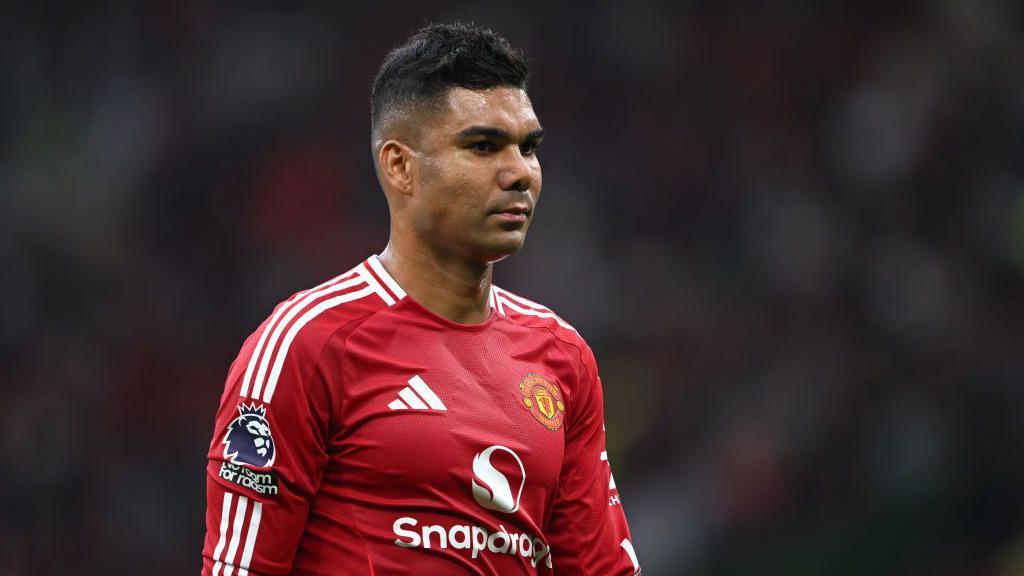 Manchester United Assess Midfield Options As Casemiro Exit Confirmed Manchester United Assess Midfield Options As Casemiro Exit Confirmed