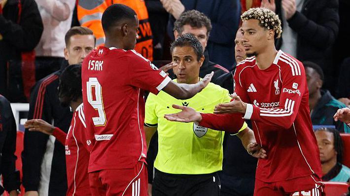 Isak Under Fire At Liverpool As Ekitike Pushes For Starting Spot Isak Under Fire At Liverpool As Ekitike Pushes For Starting Spot