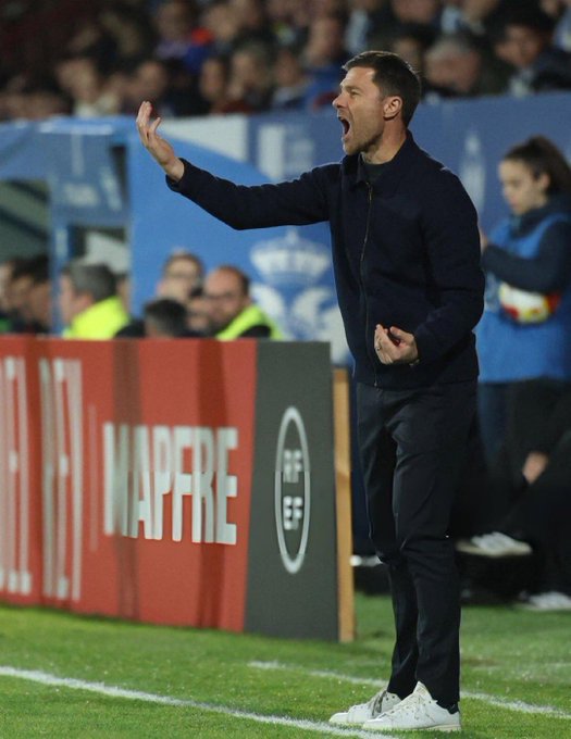 Former Bayer Leverkusen Superstar Discusses What Makes Alonso Exceptional – ‘When He Walked Into The Dressing Room…’ Former Bayer Leverkusen Superstar Discusses What Makes Alonso Exceptional – ‘When He Walked Into The Dressing Room…’