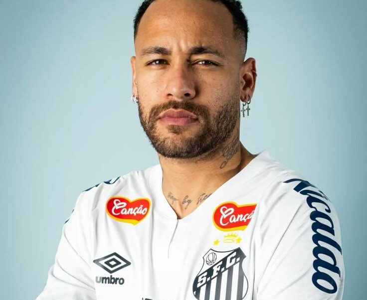 Neymar Splashes £50m On Batman Vehicles And Private jet He Can’t Even Drive Neymar Splashes £50m On Batman Vehicles And Private jet He Can’t Even Drive