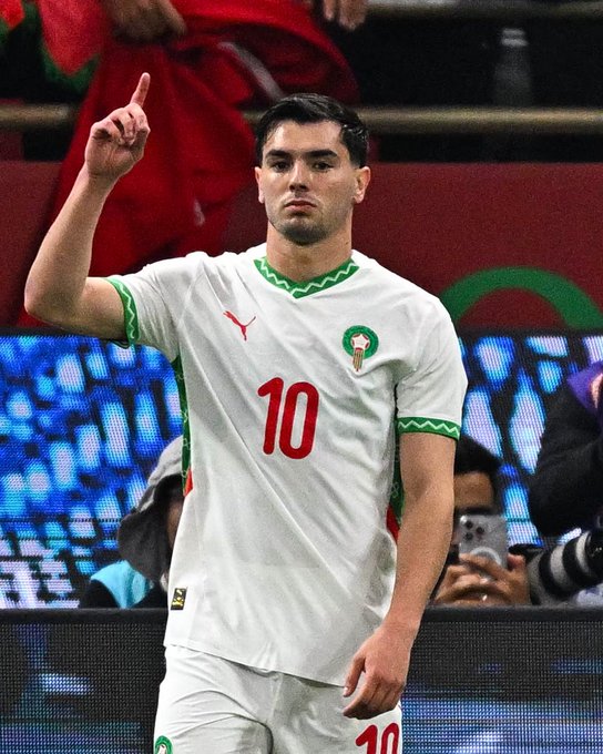 Arsenal Bids €50 Million For Real Madrid Midfielder Arsenal Bids €50 Million For Real Madrid Midfielder