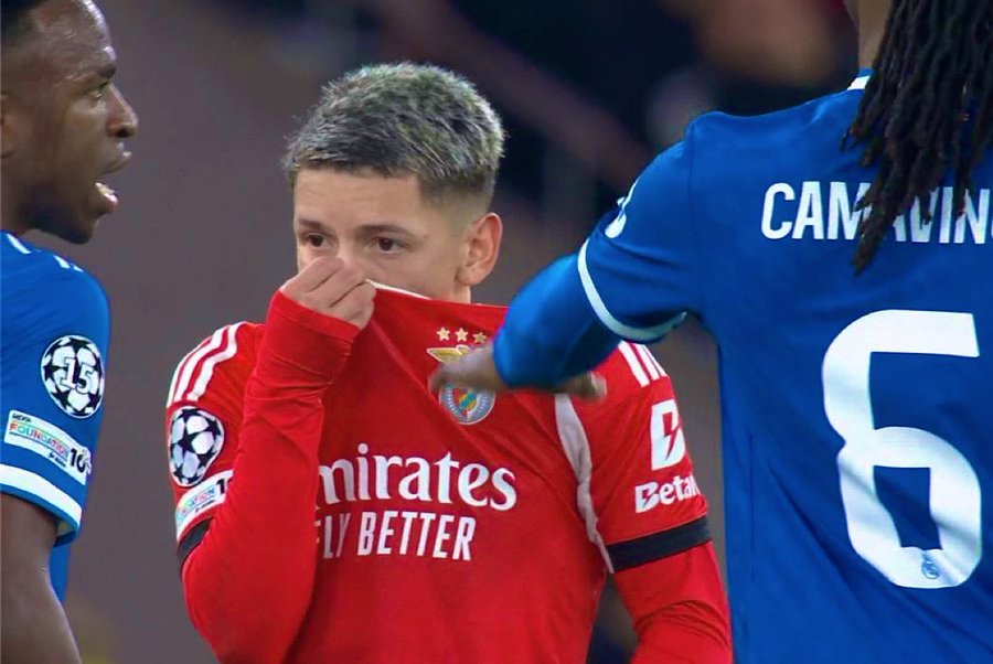 Former Real Madrid Midfielder Lashes Out At Benfica Players After Altercations With Vinicius Former Real Madrid Midfielder Lashes Out At Benfica Players After Altercations With Vinicius