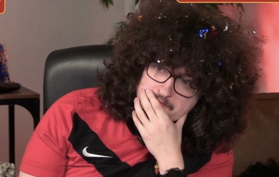 The United Strand Reacts As Man United Draw Denies Viral Haircut The United Strand Reacts As Man United Draw Denies Viral Haircut