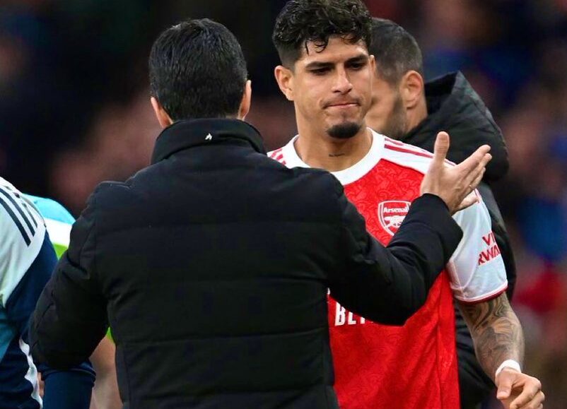 Arsenal Star Spotted Trolling Brighton Manager During Bad-Tempered Premier League Clash Arsenal Star Spotted Trolling Brighton Manager During Bad-Tempered Premier League Clash