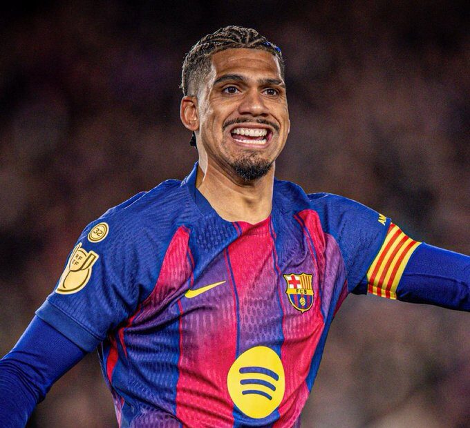 Barcelona Captain Answers To Criticism Following The Infamous Phil Foden Incident Barcelona Captain Answers To Criticism Following The Infamous Phil Foden Incident