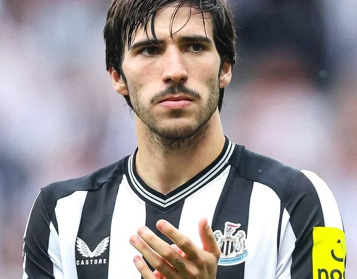 Man United Enter ‘All-Out War’ For Premier League Star As Transfer Battle Heats Up Man United Enter ‘All-Out War’ For Premier League Star As Transfer Battle Heats Up