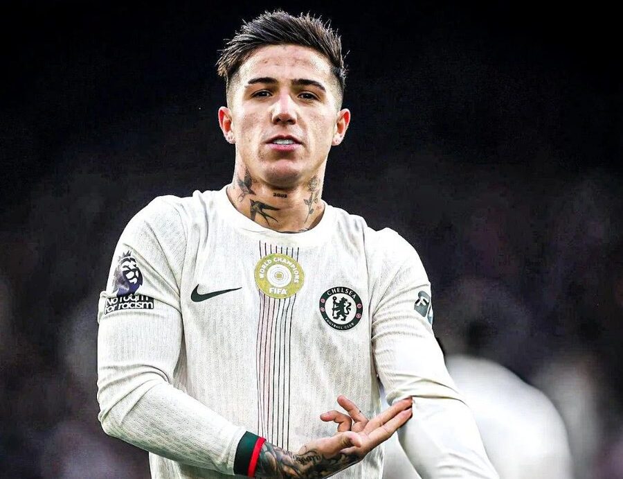 Chelsea Stars Are ‘Not Happy With Enzo Fernandez’ As Dressing Room Behavior Causes Issues Chelsea Stars Are ‘Not Happy With Enzo Fernandez’ As Dressing Room Behavior Causes Issues