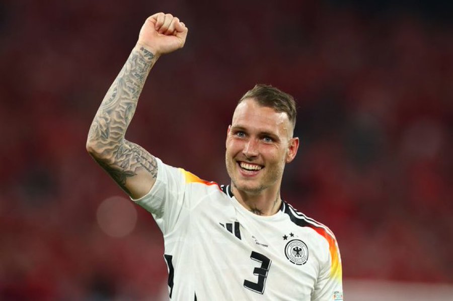 Liverpool Target Andy Robertson Replacement As Club Legend Closes In On Next Move Liverpool Target Andy Robertson Replacement As Club Legend Closes In On Next Move