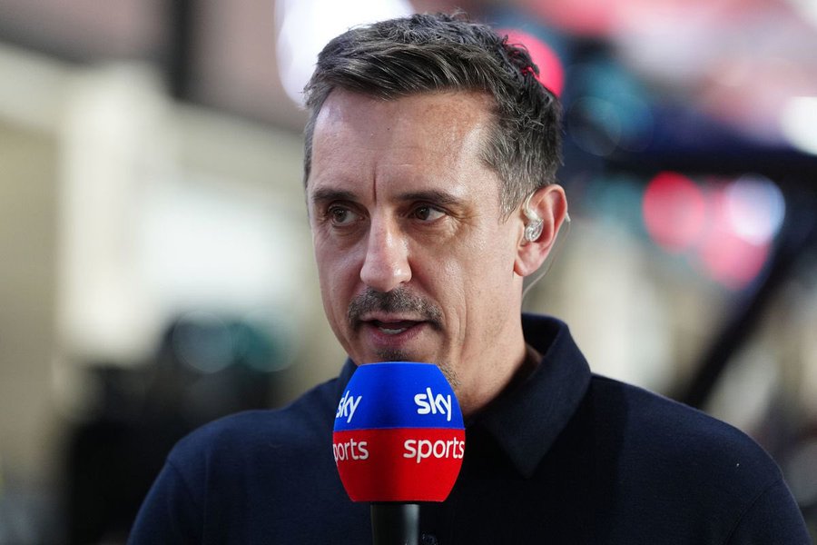 Gary Neville Wants Xabi Alonso To Replace Chelsea Star And Sign Four Players Gary Neville Wants Xabi Alonso To Replace Chelsea Star And Sign Four Players