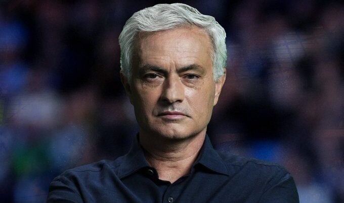 Jose Mourinho Ready To Hijack Man United Move For £70m Midfield “Monster” Jose Mourinho Ready To Hijack Man United Move For £70m Midfield “Monster”