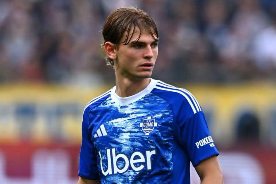 Midfielder Ready To Turn Down Summer Move To Real Madrid